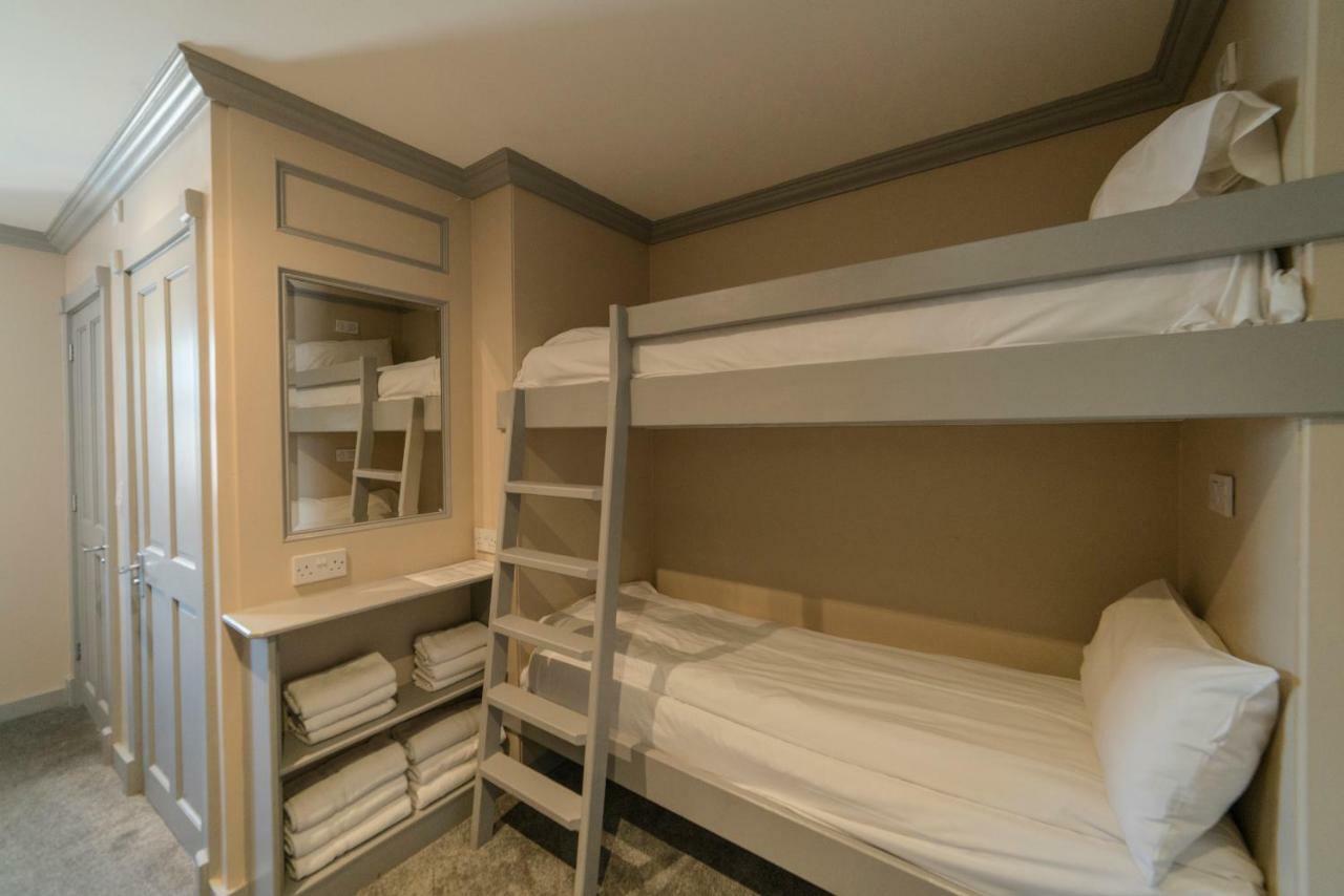 Station Hotel 3*